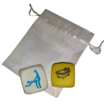 DIABLO PICANTE - 2 DADOS KAMASUTRA CHICOS POSTURA + LUGAR - sexbliss - Foto 1